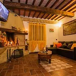 Farm stay Casa Al Povero Volterra